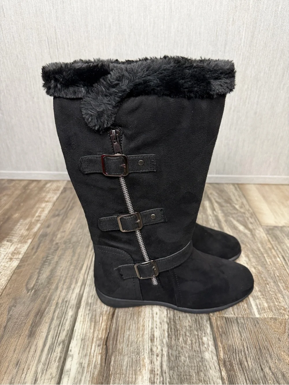 Hot Cakes Kids Black Faux Fur Buckle Zip Rain & Snow Boots Size 3.5